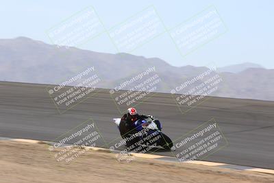 media/Apr-10-2022-SoCal Trackdays (Sun) [[f104b12566]]/Bowl (11am)/